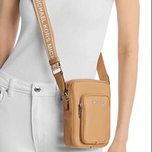 Michael Kors khai Tan Crossbody Bag NWT